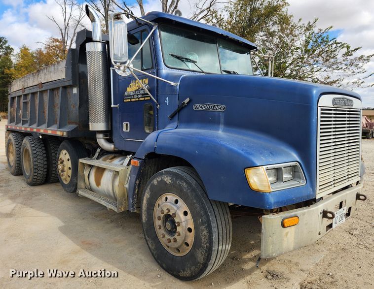 image for item MK9444 1991 Freightliner FLD112  dump truck