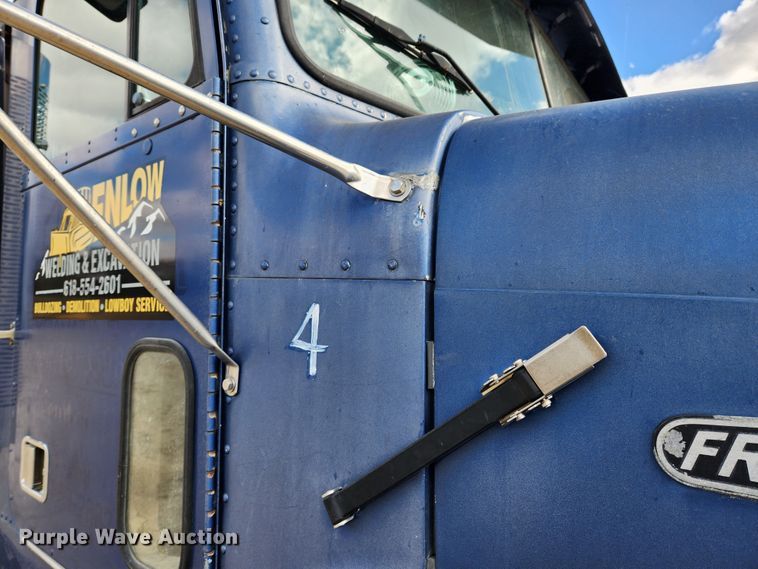 image for item MK9444 1991 Freightliner FLD112  dump truck