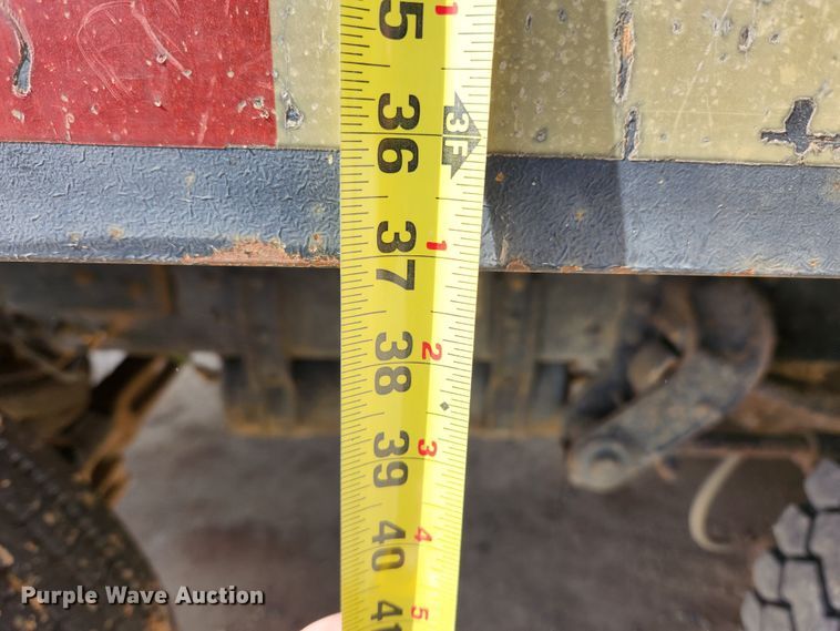 image for item MK9444 1991 Freightliner FLD112  dump truck