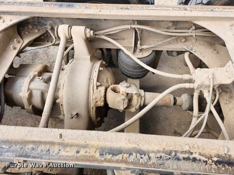 image for item MK9444 1991 Freightliner FLD112  dump truck