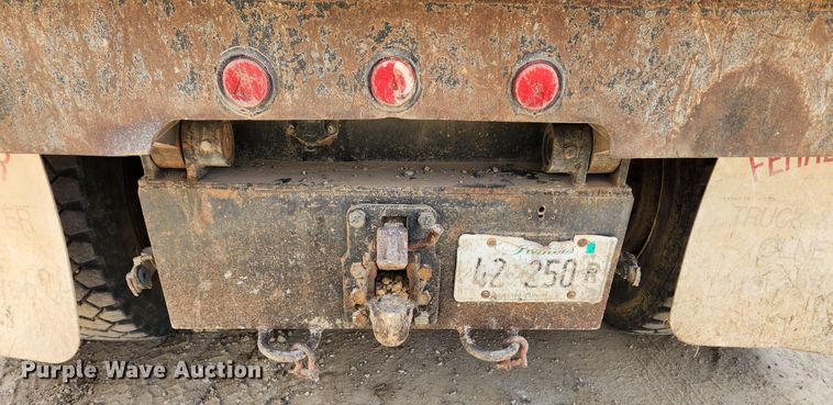 image for item MK9444 1991 Freightliner FLD112  dump truck