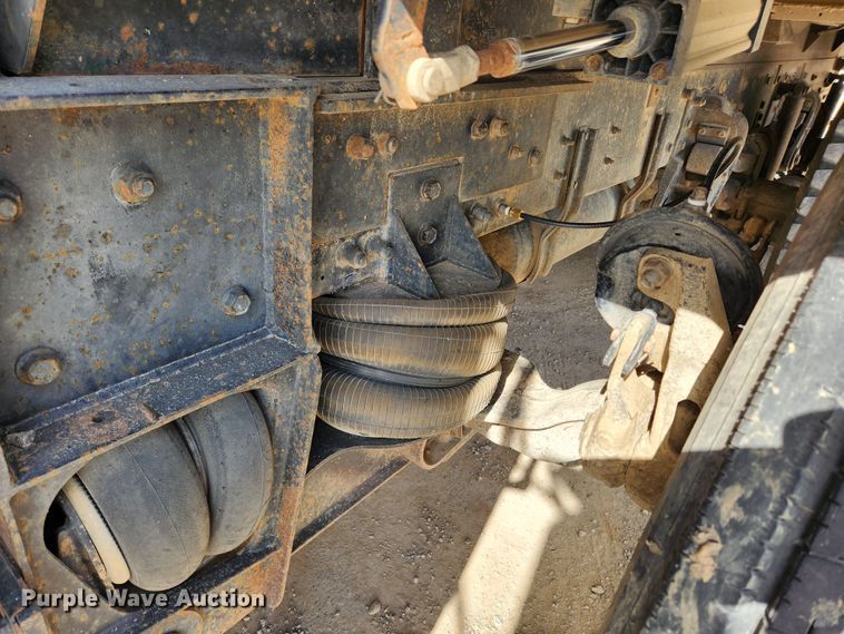 image for item MK9444 1991 Freightliner FLD112  dump truck