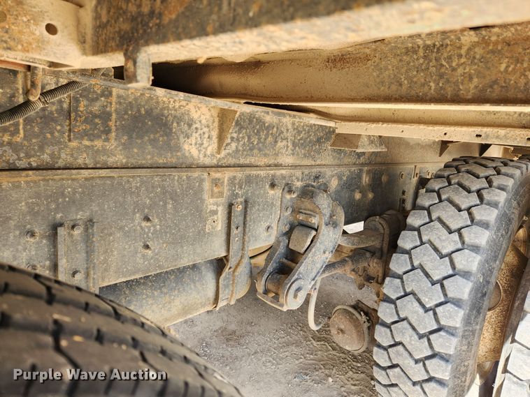 image for item MK9444 1991 Freightliner FLD112  dump truck