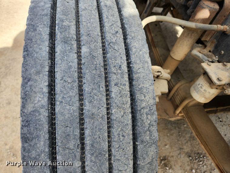 image for item MK9444 1991 Freightliner FLD112  dump truck