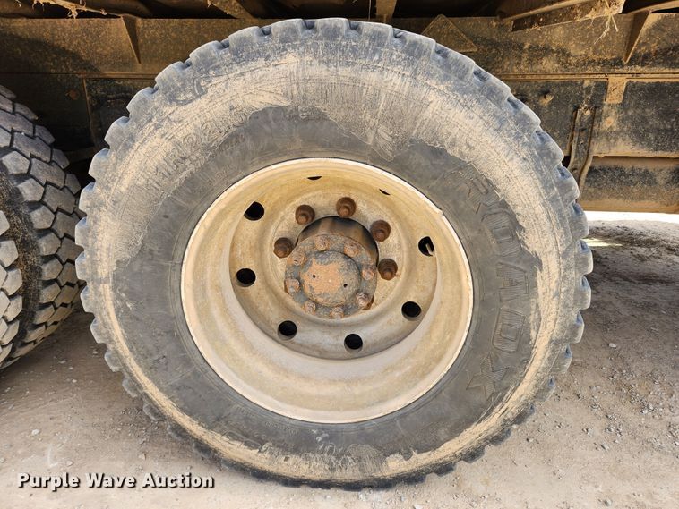 image for item MK9444 1991 Freightliner FLD112  dump truck