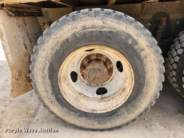 image for item MK9444 1991 Freightliner FLD112  dump truck