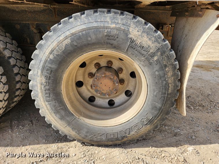 image for item MK9444 1991 Freightliner FLD112  dump truck