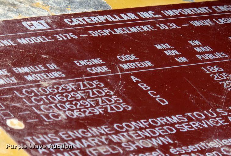 image for item MK9444 1991 Freightliner FLD112  dump truck