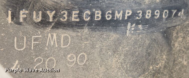 image for item MK9444 1991 Freightliner FLD112  dump truck