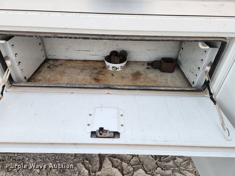 image for item MK9447 Altec  bucket truck bed