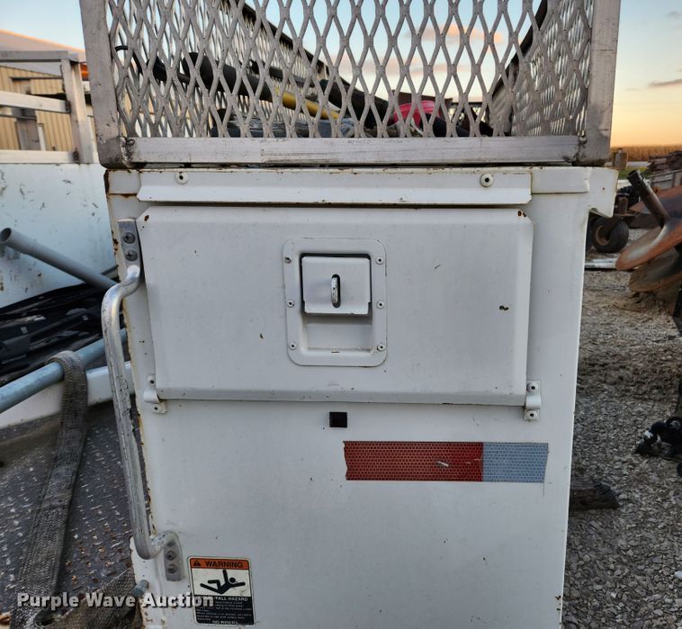 image for item MK9447 Altec  bucket truck bed