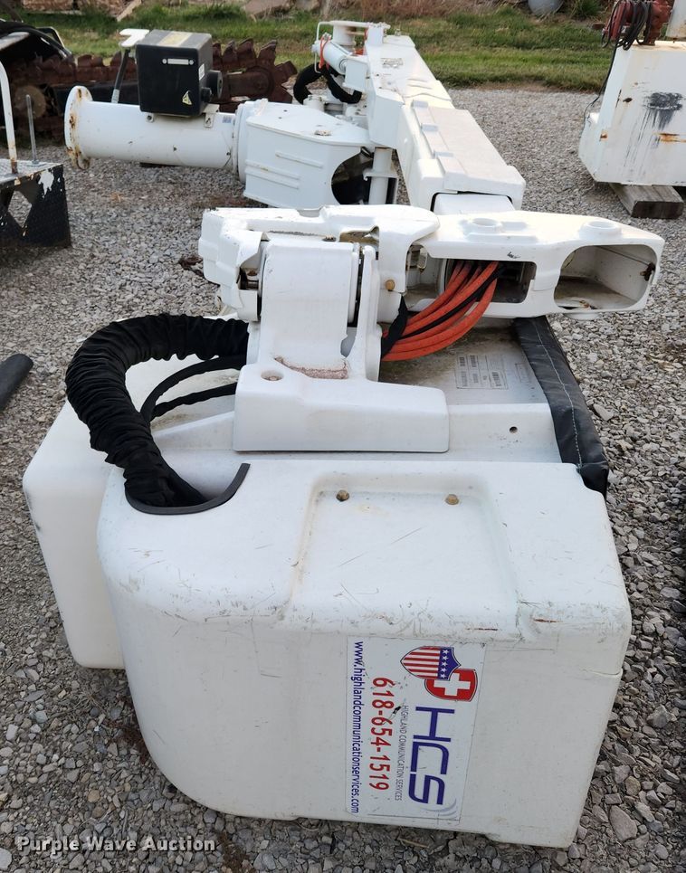 image for item MK9447 Altec  bucket truck bed