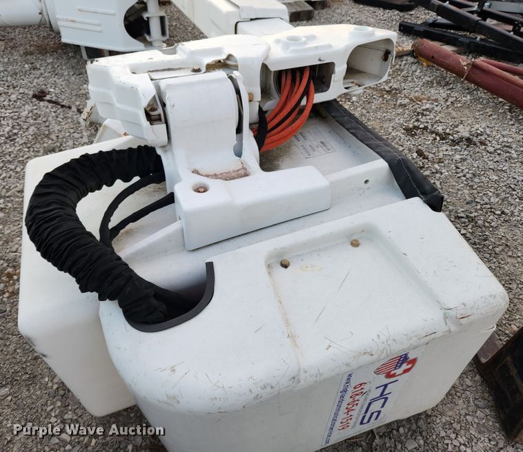 image for item MK9447 Altec  bucket truck bed