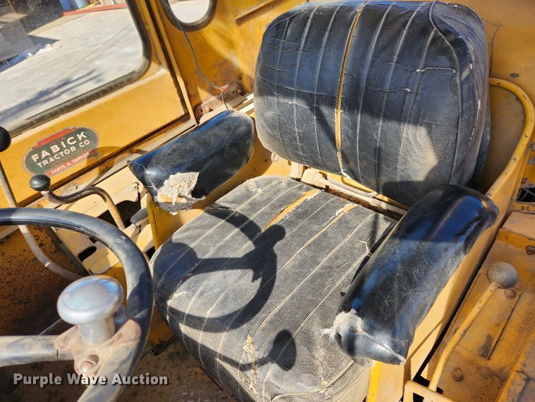 image for item MK9452 1966 Caterpillar 922B  wheel loader