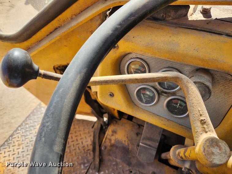 image for item MK9452 1966 Caterpillar 922B  wheel loader