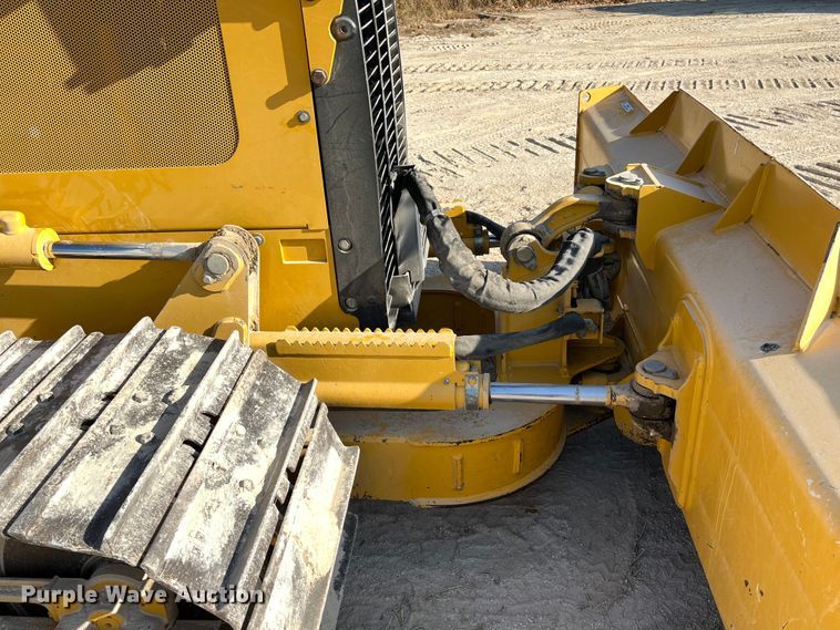 image for item MN9292 2001 John Deere 550H LGP  dozer