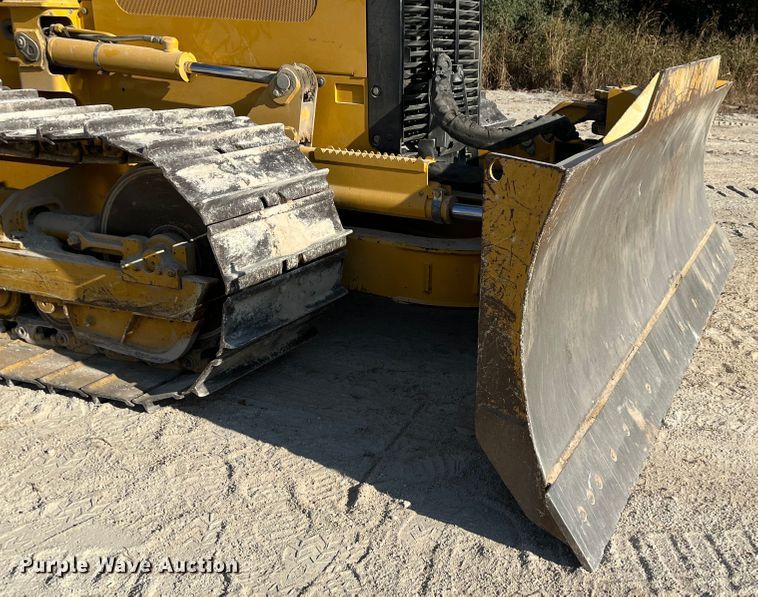 image for item MN9292 2001 John Deere 550H LGP  dozer