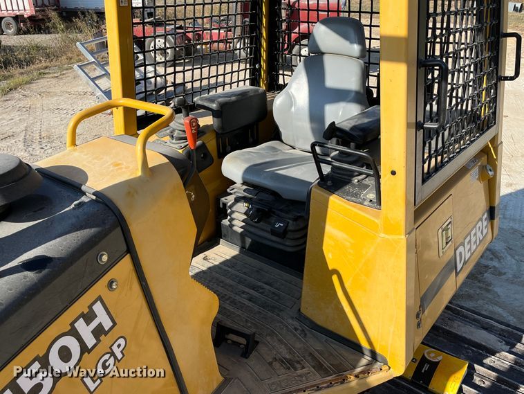 image for item MN9292 2001 John Deere 550H LGP  dozer