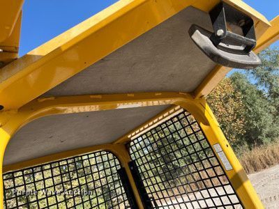 image for item MN9292 2001 John Deere 550H LGP  dozer