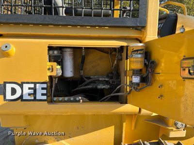 image for item MN9292 2001 John Deere 550H LGP  dozer