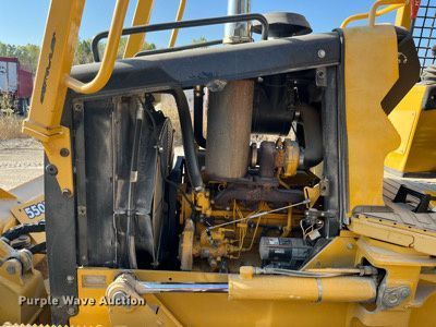 image for item MN9292 2001 John Deere 550H LGP  dozer