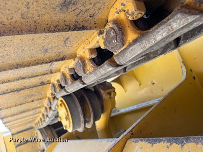 image for item MN9292 2001 John Deere 550H LGP  dozer