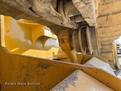 image for item MN9292 2001 John Deere 550H LGP  dozer