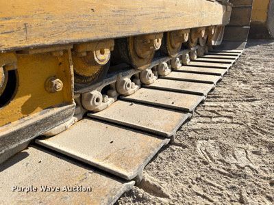 image for item MN9292 2001 John Deere 550H LGP  dozer