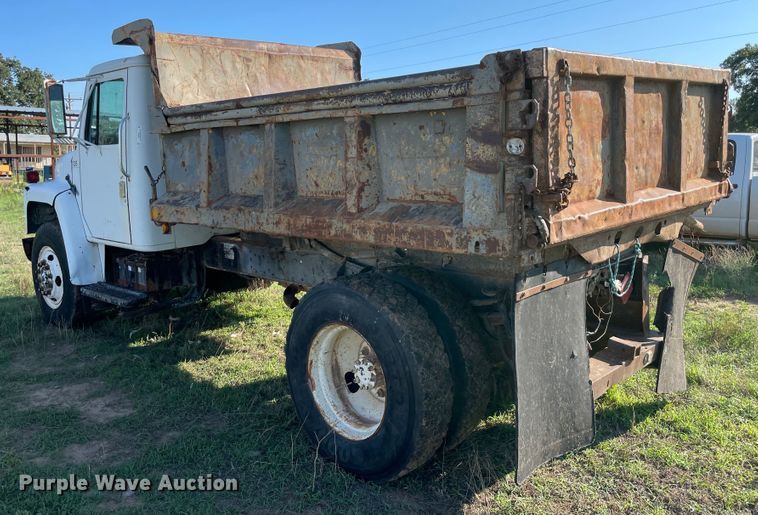 image for item MR9334 1985 International 1954  dump truck