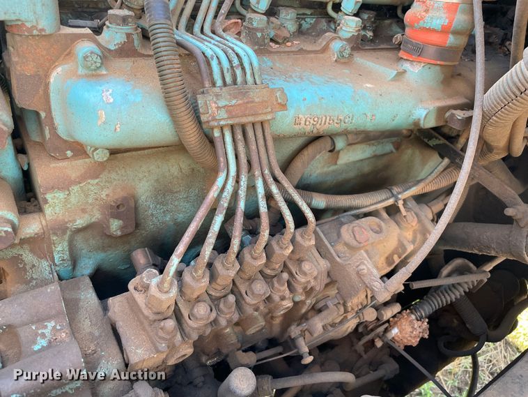 image for item MR9334 1985 International 1954  dump truck