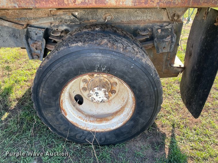 image for item MR9334 1985 International 1954  dump truck