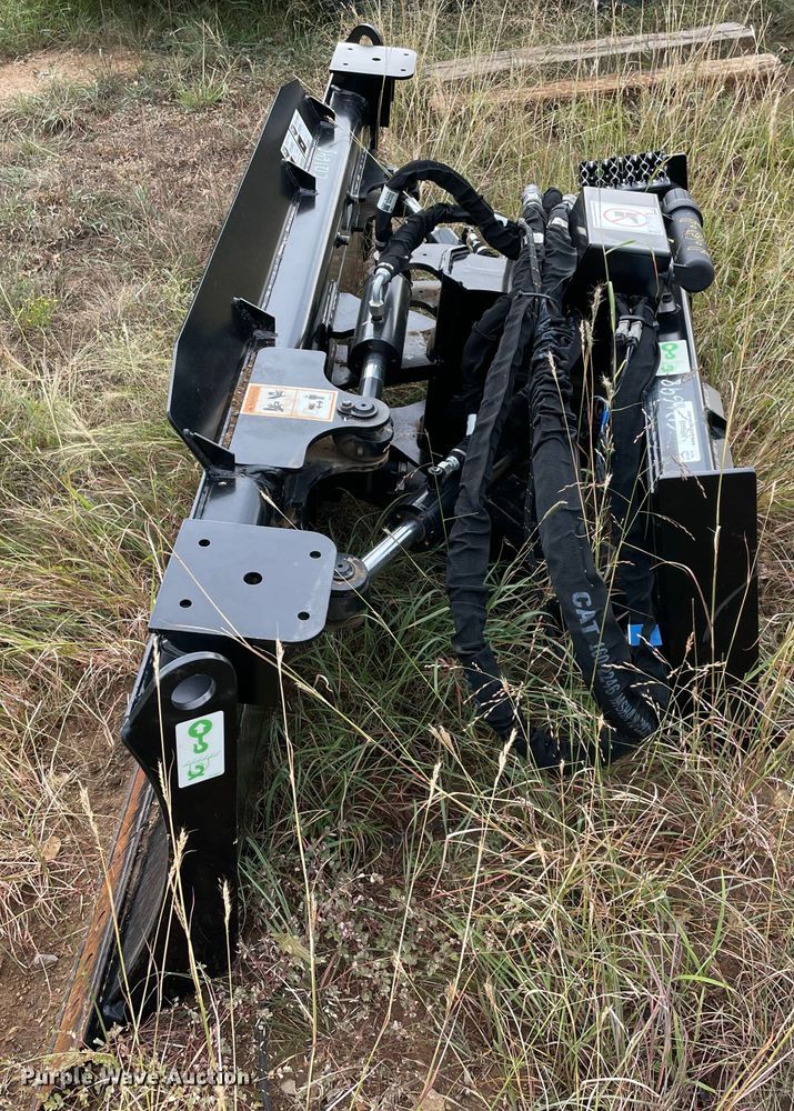 image for item MR9449 2022 Caterpillar  skid steer dozer blade