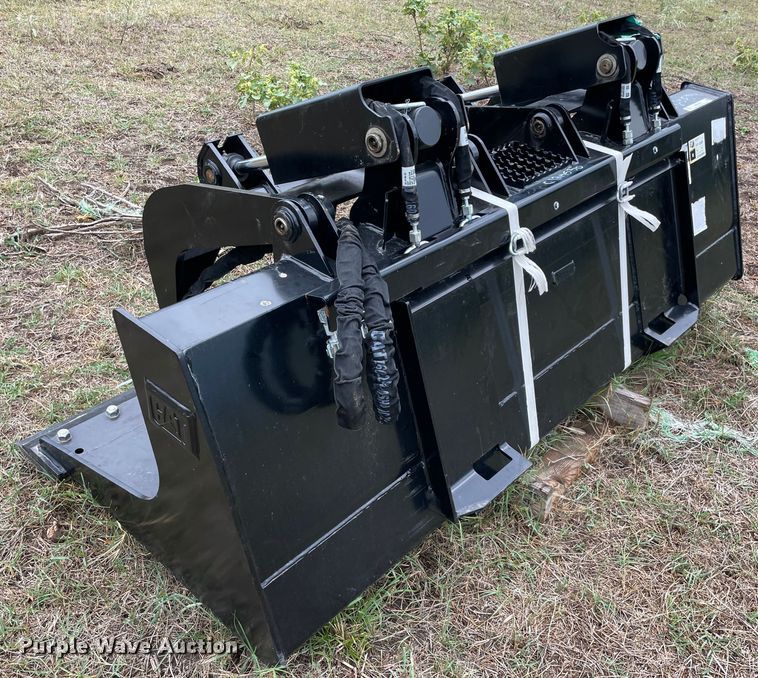 image for item MR9452 2021 Caterpillar  skid steer grapple bucket