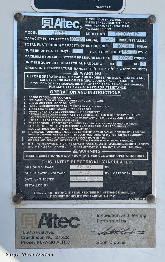 image for item MR9463 2004 Ford F650  forestry bucket truck