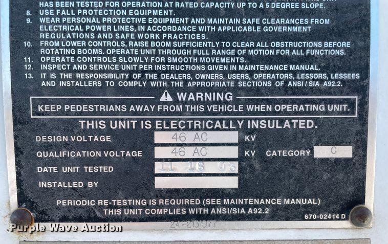 image for item MR9463 2004 Ford F650  forestry bucket truck