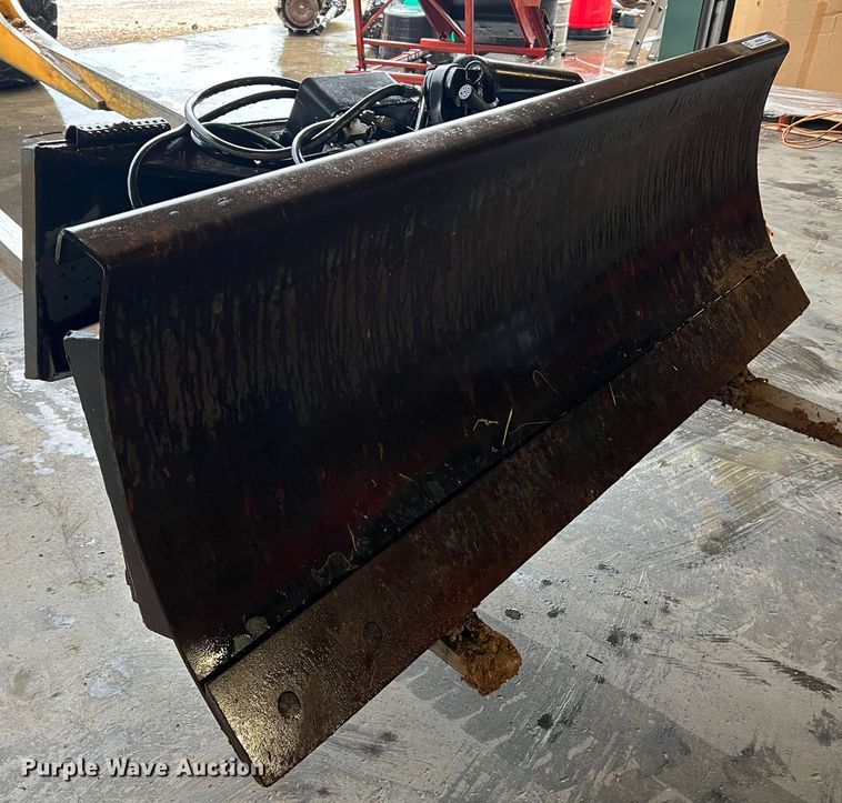 image for item MR9969 72"W skid steer dozer blade