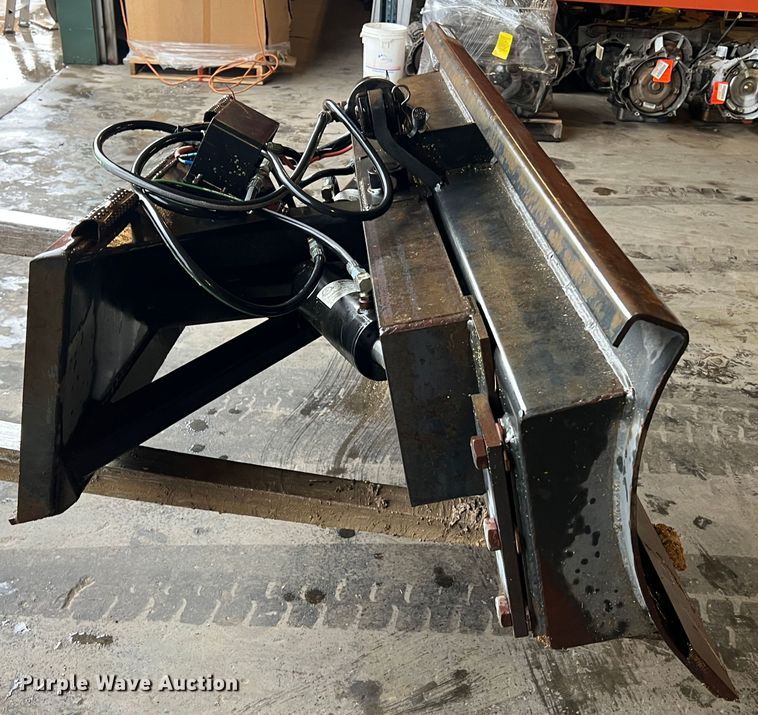 image for item MR9969 72"W skid steer dozer blade