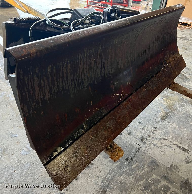 image for item MR9969 72"W skid steer dozer blade