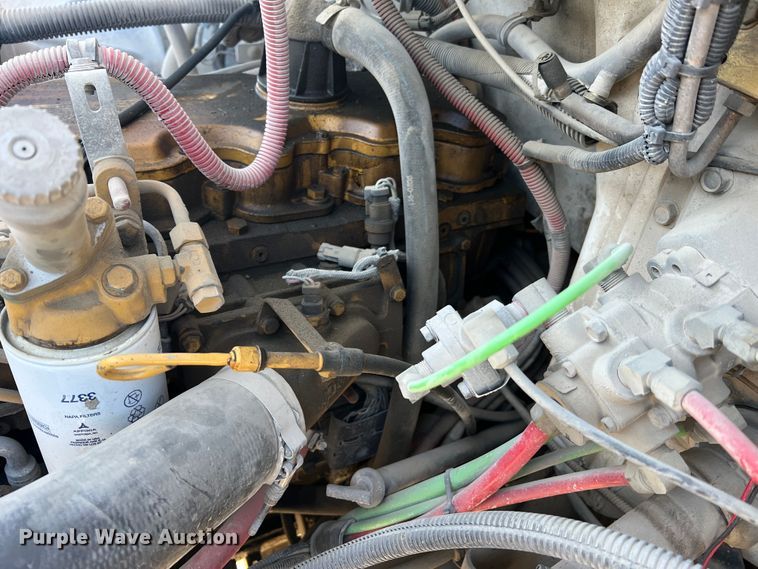 image for item MR9977 2003 Freightliner Business Class M2  bucket truck