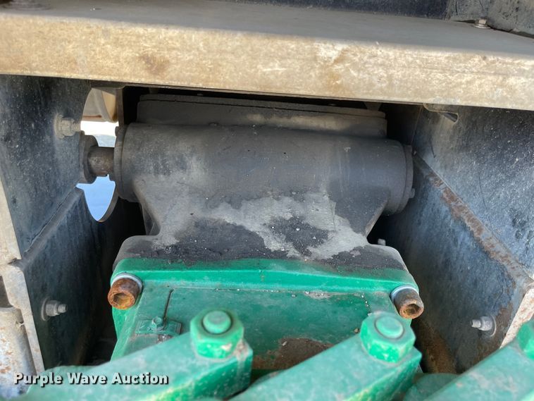 image for item MU9117 2001 International 4700  sewer jetter truck