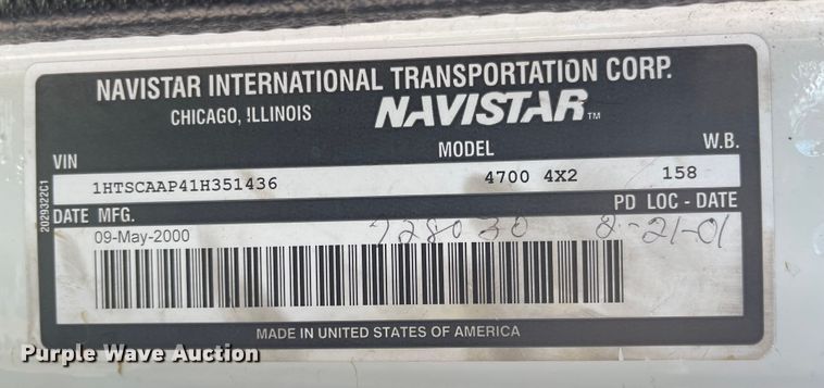 image for item MU9117 2001 International 4700  sewer jetter truck