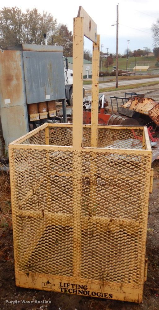 image for item MW9312 Lifting Technologies MB-1500  material basket