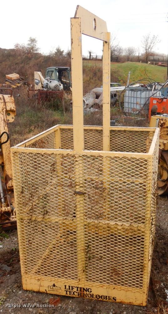 image for item MW9312 Lifting Technologies MB-1500  material basket