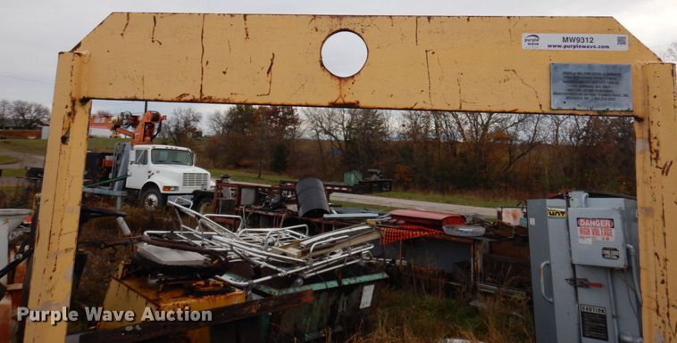 image for item MW9312 Lifting Technologies MB-1500  material basket