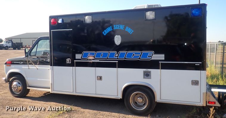 image for item DG2740 1990 Ford Econoline 350  ambulance