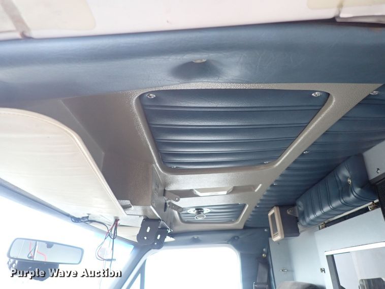 image for item DG2740 1990 Ford Econoline 350  ambulance
