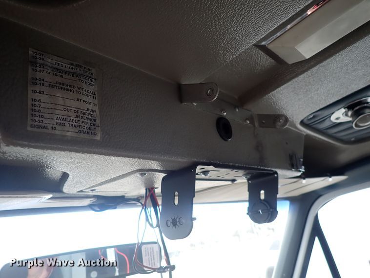 image for item DG2740 1990 Ford Econoline 350  ambulance