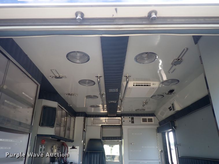 image for item DG2740 1990 Ford Econoline 350  ambulance