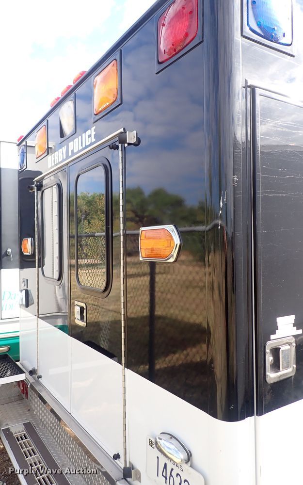 image for item DG2740 1990 Ford Econoline 350  ambulance