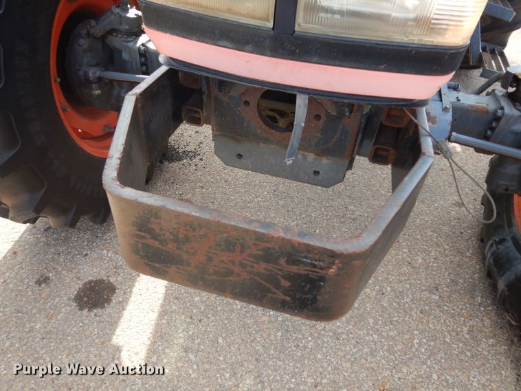 image for item DI6777 Kubota M108X  MFWD tractor